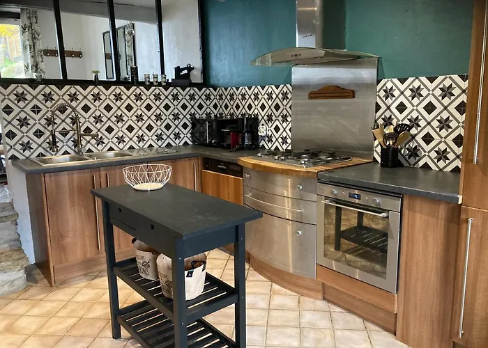 Maison En Pierre De70 M2 Au Coeur D\'Un Hameau