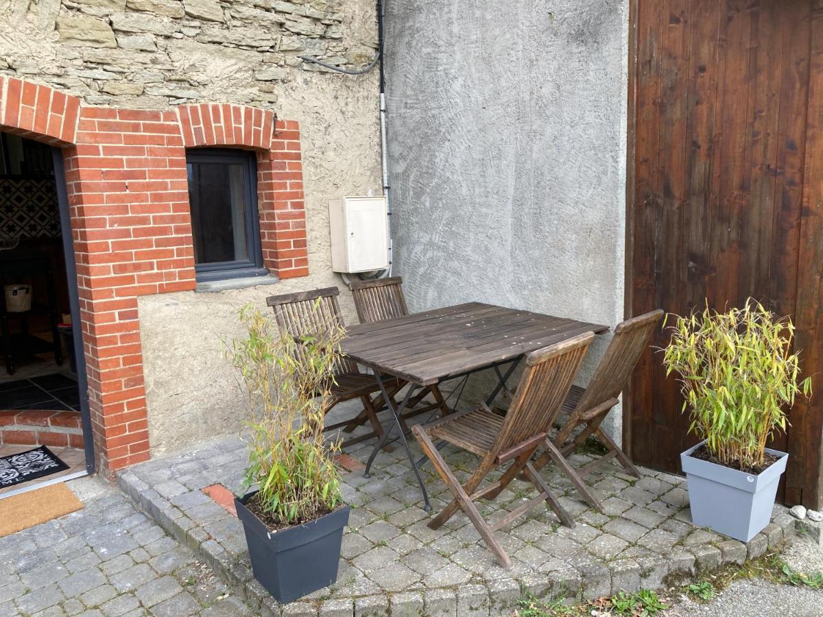 Holiday home Maison En Pierre De70 M2 Au Coeur D'un Hameau Seyssel